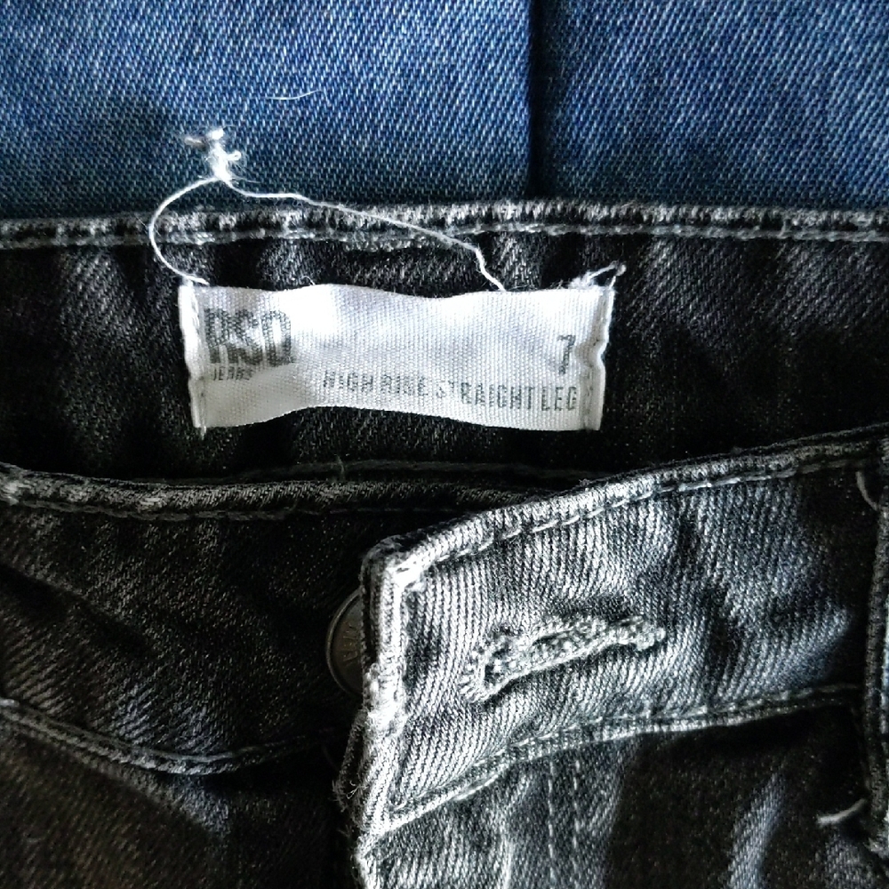 RSQ Distressed Grey Jeans - Girls Size 7 - Picture 2 of 4
